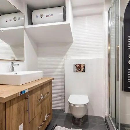 Siras Place Apartment
